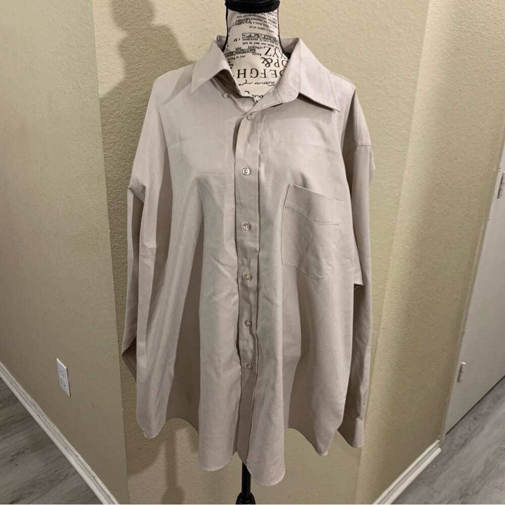 Roundtree and Yorke classics button down XXL